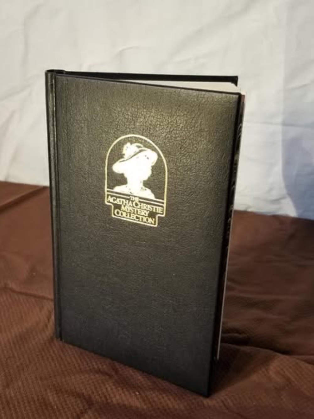 The Mystery of the Blue Train Agatha Christie Mystery Collection